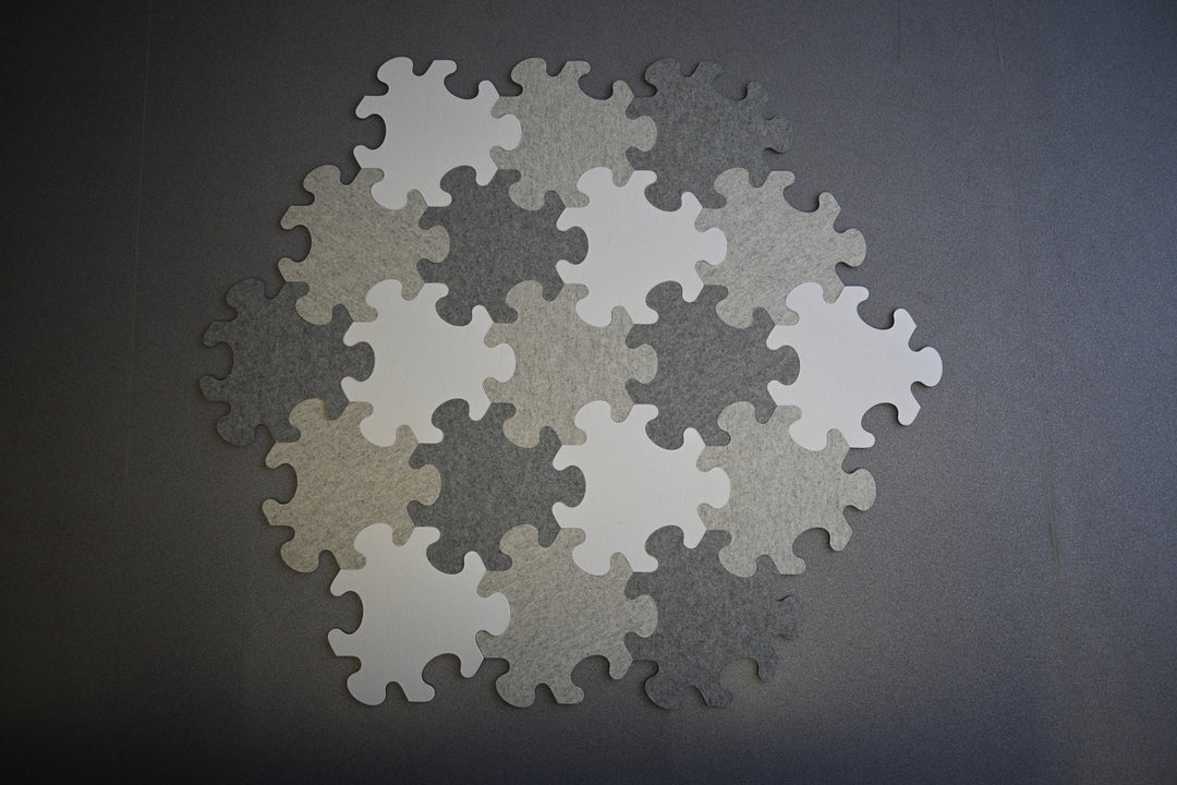 Merino felt puzzle playmat (light grey/grey/white)