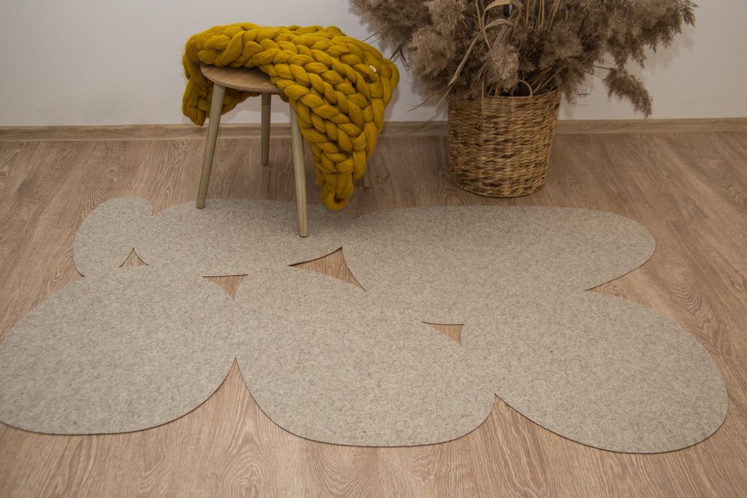 Medium carpet "Stone" (beige)