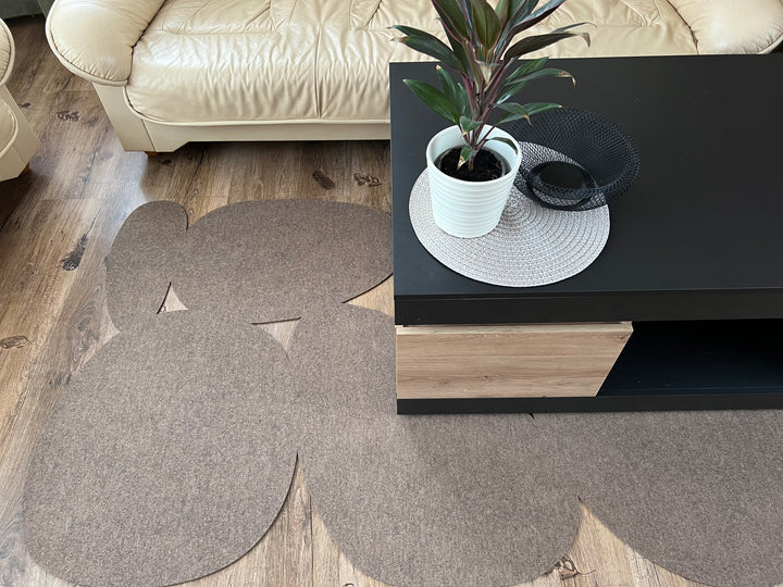 Medium carpet "Stone" (brown)